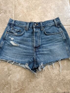 Universal Thread NWOT size 10